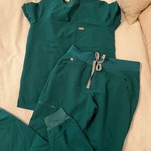 Green figs size M